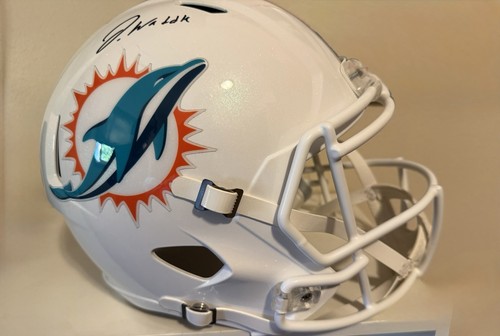 Jaylen waddle signed miami - waddle,